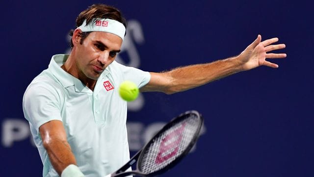 Roger Federer wird beim Turnier in Doha sein Comeback auf dem Tennisplatz geben. Roger Federer wird beim Turnier in Doha sein Comeback auf dem Tennisplatz geben.