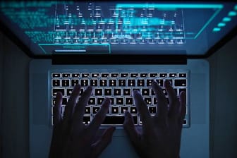 Weltweit werden jeden Tag unzählige Computersysteme zum Opfer von Hackerangriffen.