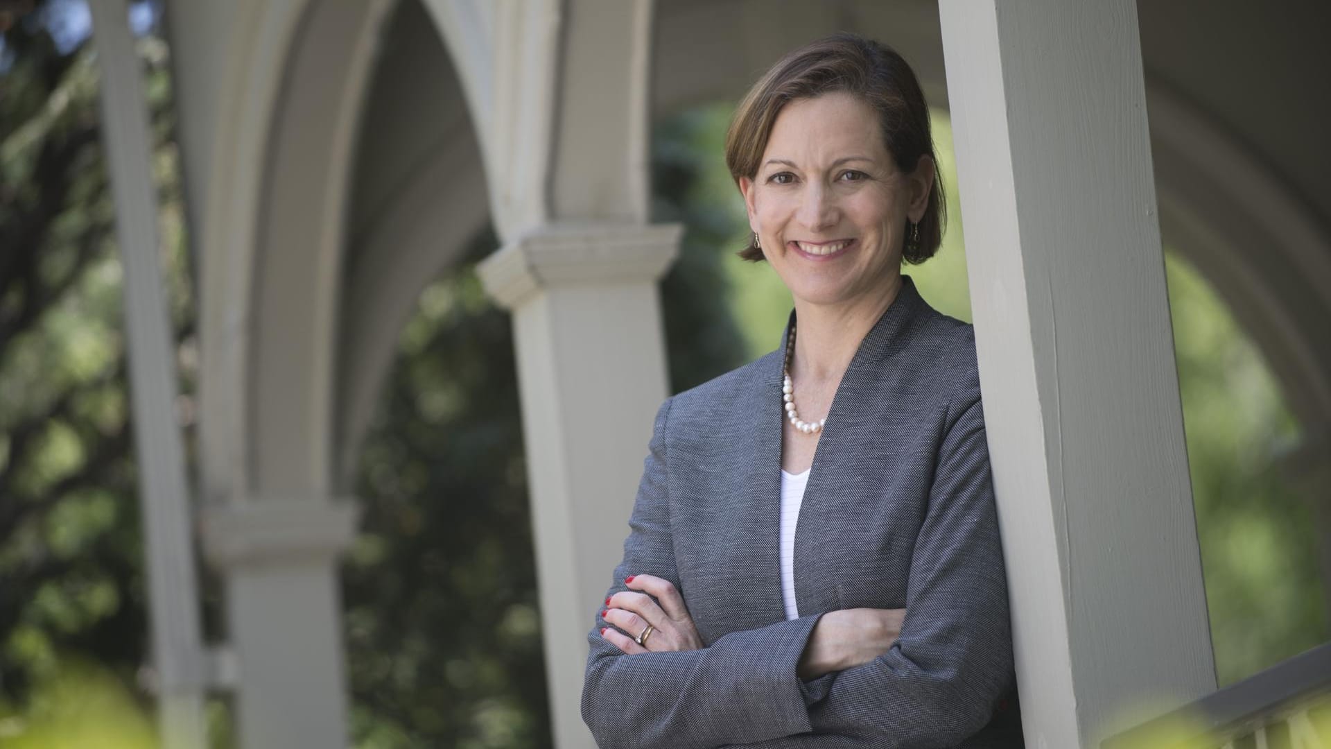 "Viele Menschen haben das Vertrauen in demokratische Systeme verloren", sagt Anne Applebaum.