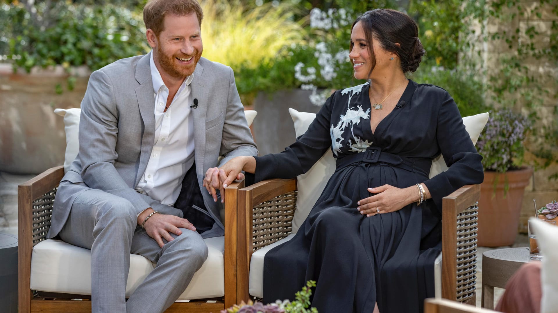 Überglücklich: Harry und Meghan haben das Geschlecht ihres Kindes verraten.