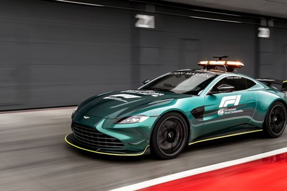 Auch Aston Martin wird nun ein Safety Car stellen.