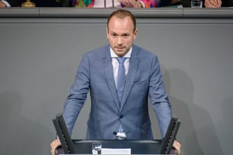 Nikolas Löbel: Der CDU-Politiker legt seine Ämter nieder.