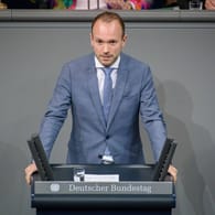 Nikolas Löbel: Der CDU-Politiker legt seine Ämter nieder.
