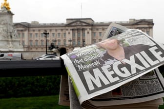 Das Interview von Harry und Meghan wird in Großbritannien scharf kritisiert.