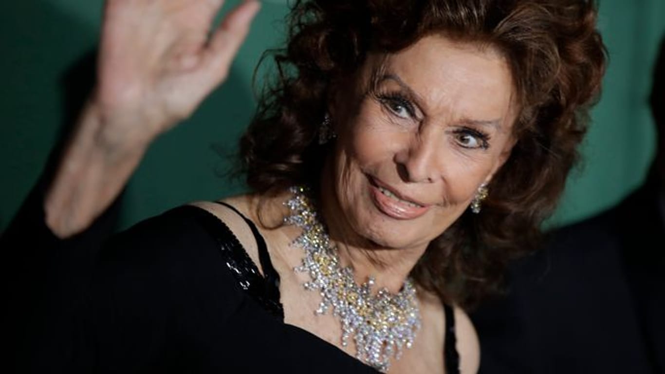 Sophia Loren 2019 in Mailand bei der Verleihung der "Green Carpet Fashion Awards".