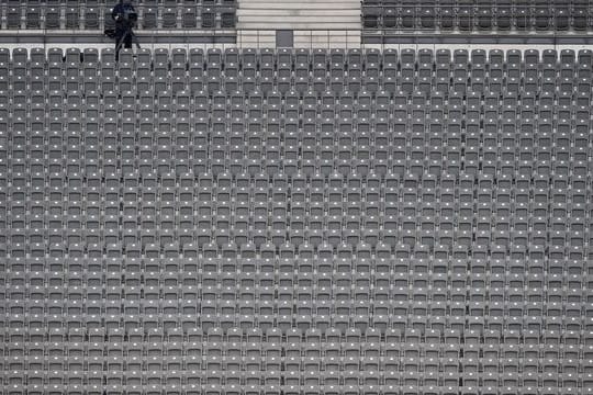 Wegen der leeren Tribünen nahmen die Clubs weniger ein.