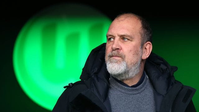 Jörg Schmadtke steht beim VfL Wolfsburg noch bis zum 30. Jörg Schmadtke steht beim VfL Wolfsburg noch bis zum 30.