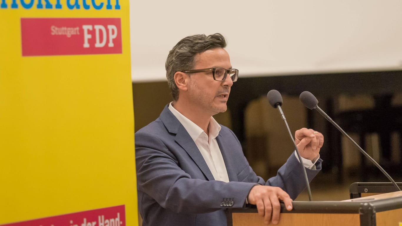Stuttgarts FDP-Landtagswahlkandidat Thilo Scholpp: "FFF Fragebogen mit Deadline 3.2. was für Arsch ...", schrieb er in seiner Mail.
