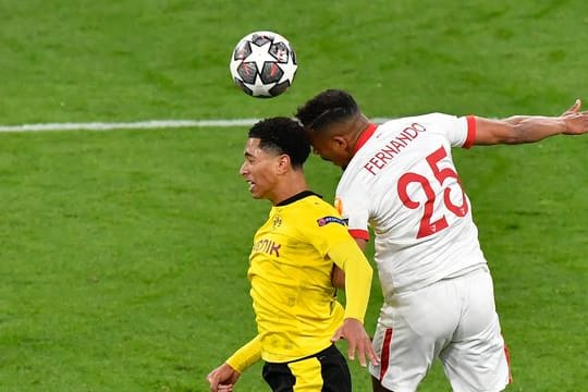 BVB-Youngster Jude Bellingham (l) rückte im Vergleich zum Bayern-Spiel in die Startelf.