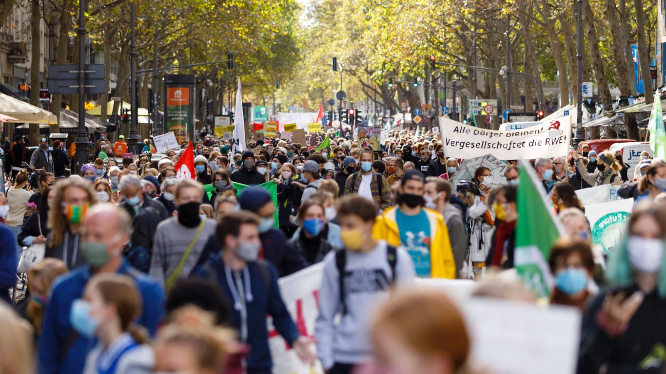 Klimastreik auf den Kölner Ringen (Archivbild): Tausende liefen bei der 6. Globalen "Fridays for Future"-Demo im September 2020 mit.