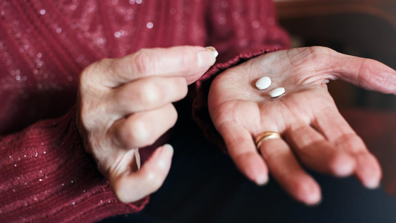 Tablette: Wirksame Medikamente gegen Covid-19 sind rar. (Symbolbild)