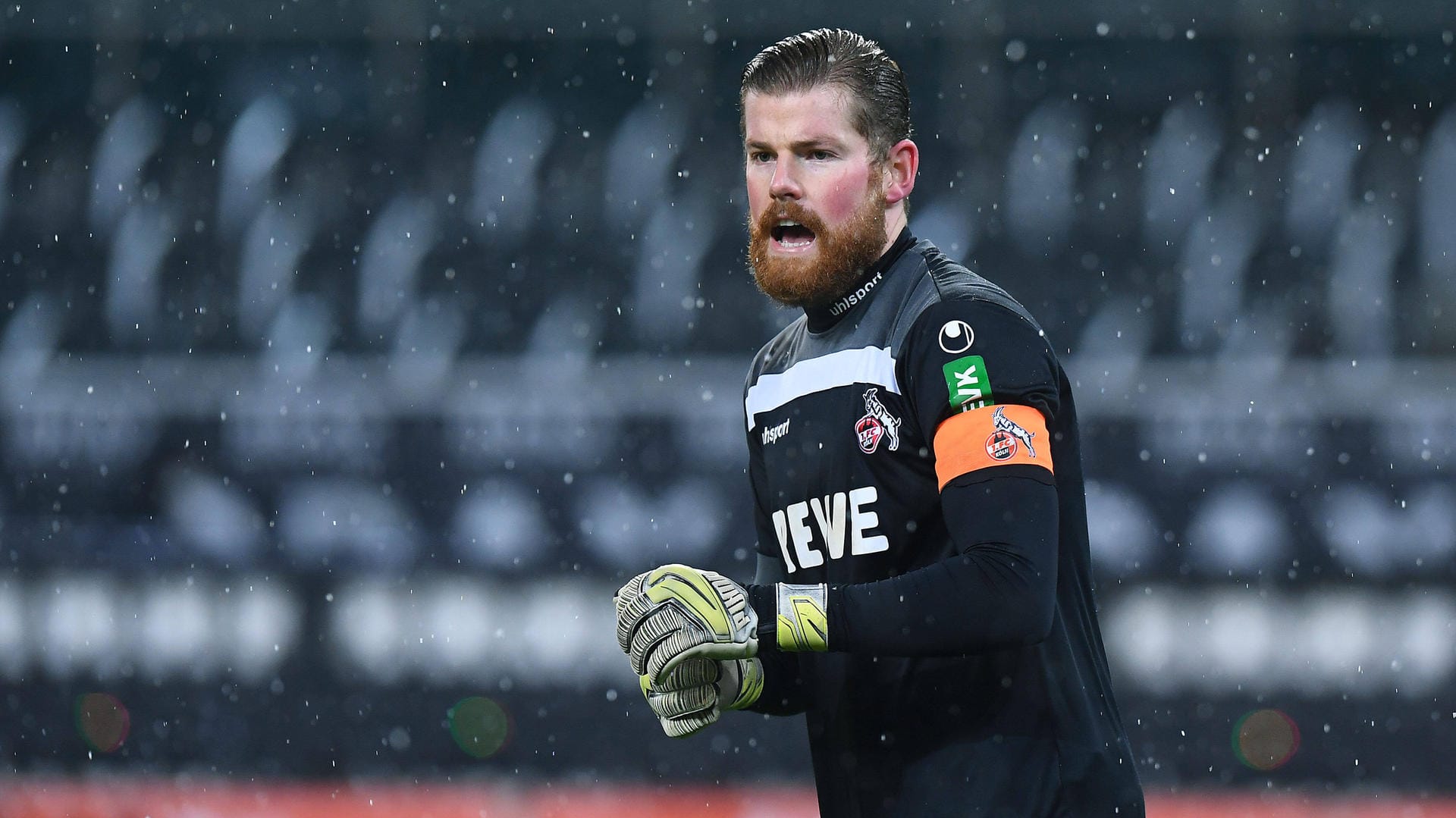 Timo Horn: Der Torwart des 1. FC Köln fordert mindestens drei Siege.