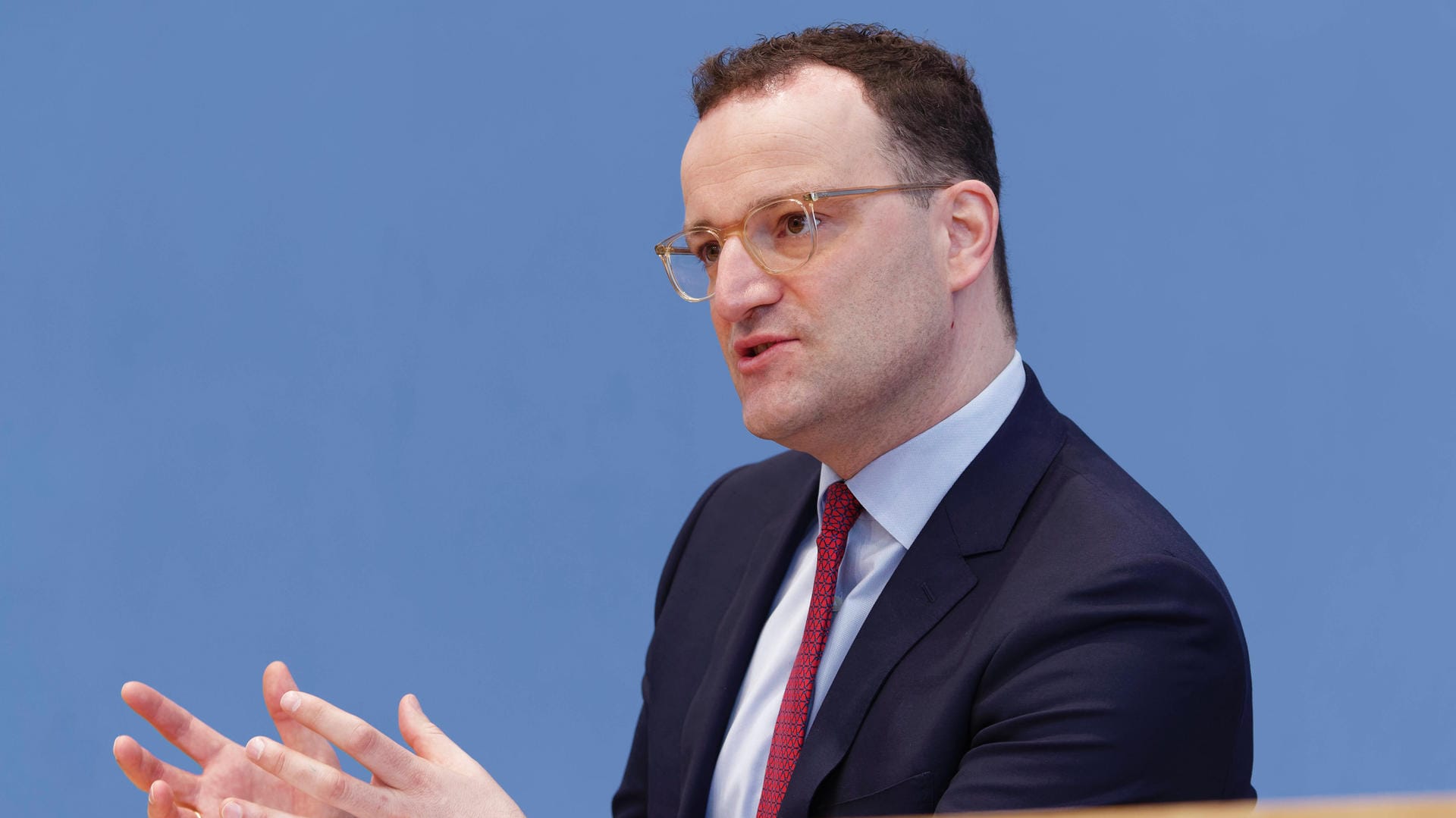 Gesundheitsminister Jens Spahn: Er will pragmatisches, schnelles Impfen möglich machen. Gesundheitsminister Jens Spahn: Er will pragmatisches, schnelles Impfen möglich machen.