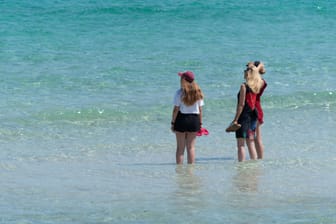 Urlauber am Strand von Cala Millor (Mallorca): Ein Deutscher wurde von einem Gericht verurteilt, weil er einer Minderjährigen heimlich unter dem Rock filmte.