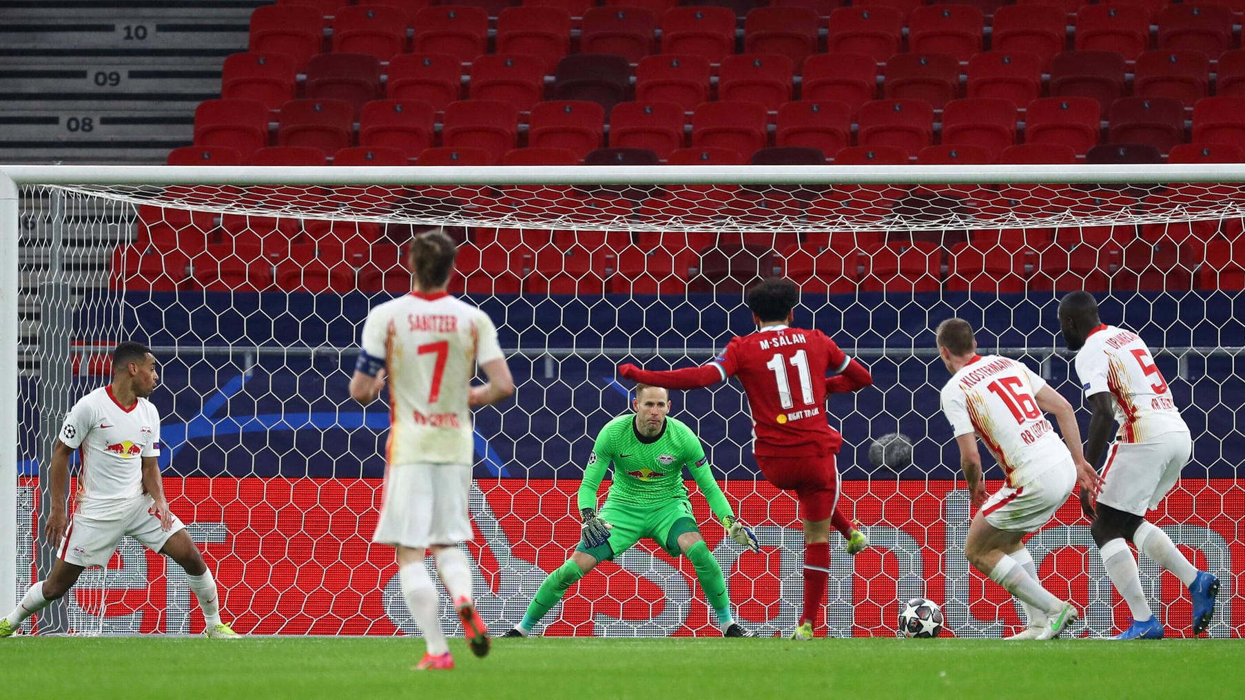 Aus der Traum: Als Mohamed Salah zum 1:0 für Liverpool traf, waren die Hoffnungen der Leipziger nach dem 0:2 im Hinspiel dahin. Dennoch lieferte der Bundesligist eine engagierte Partie. Die Einzelkritik.