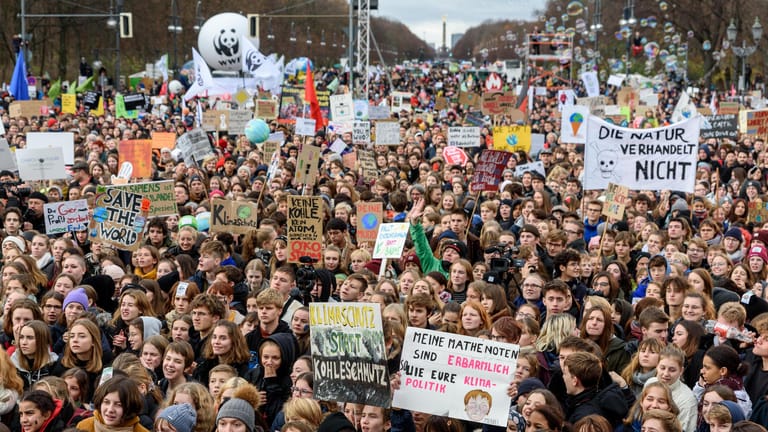 Klimaproteste in Berlin: Fridays For Future distanziert sich von der "Klimaliste".