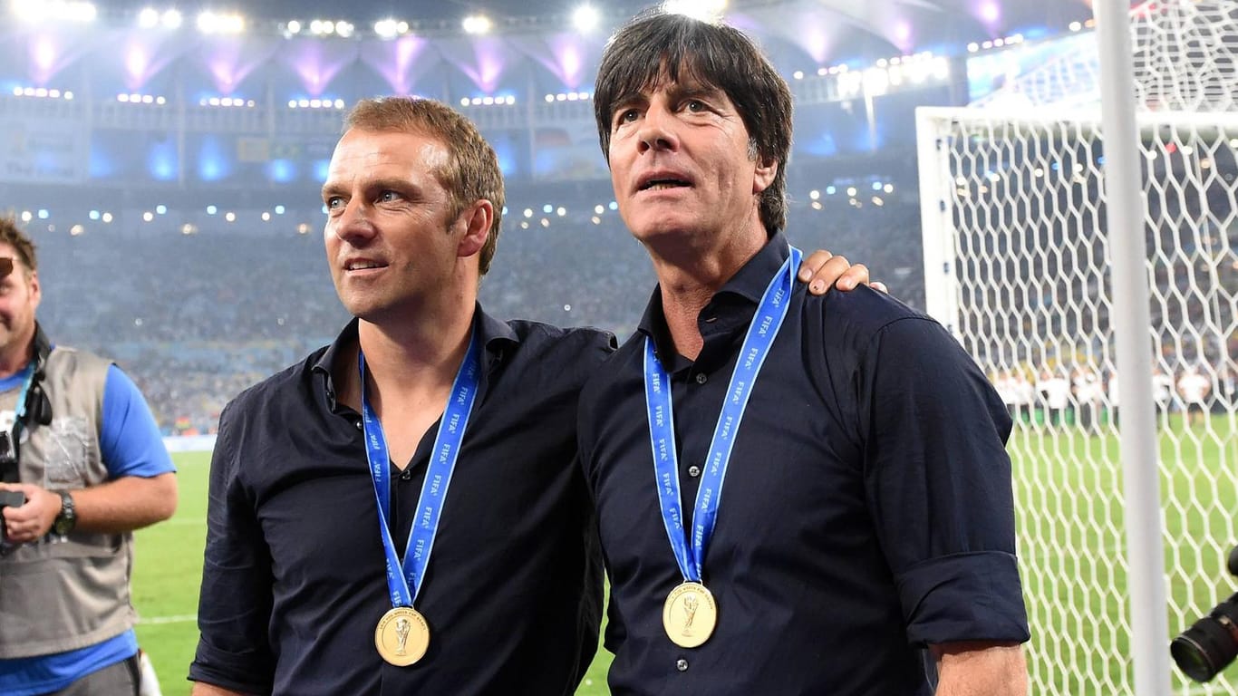 Bundestrainer Löw und sein Assistent Flick nach dem Finale der WM 2014.