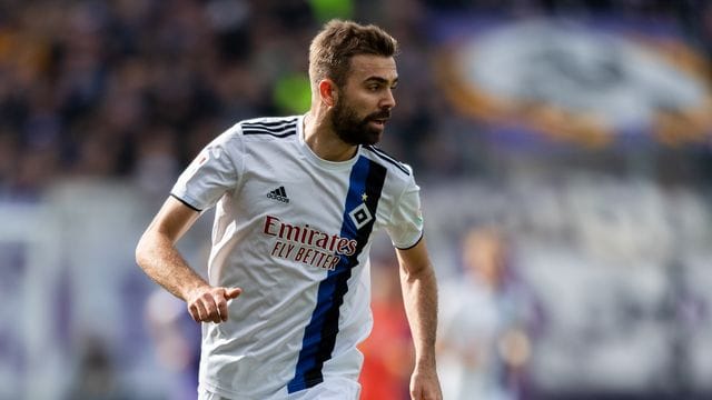 Lukas Hinterseer während eines Spiels