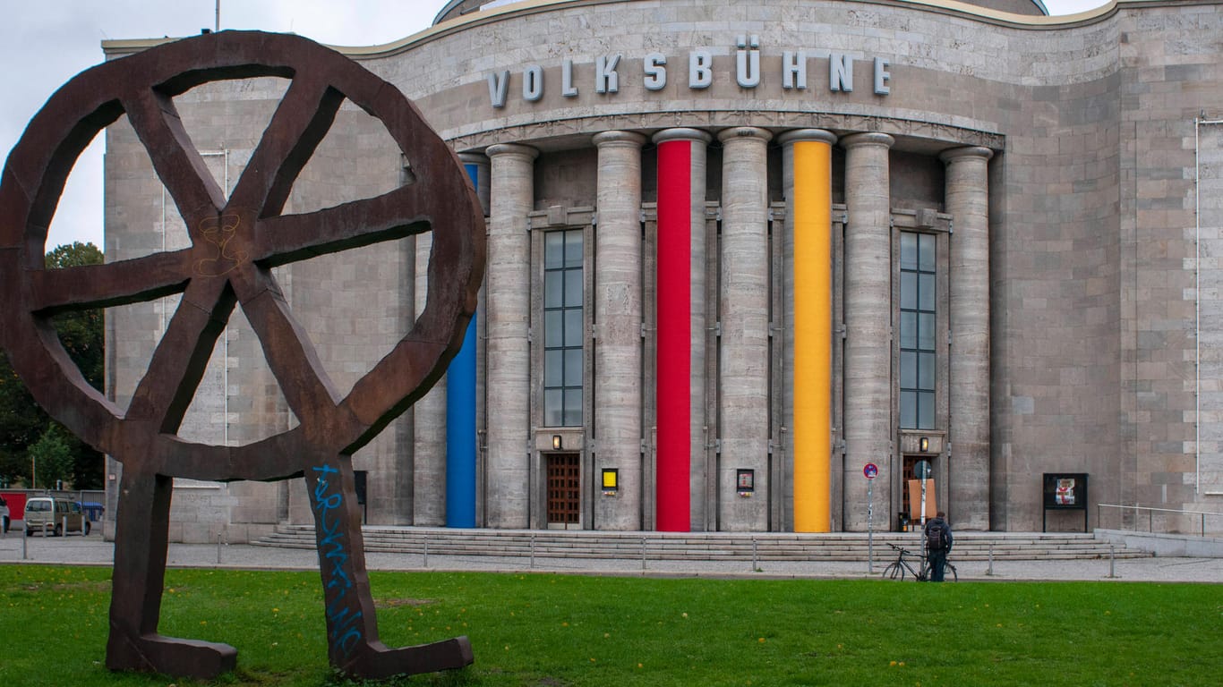 Blick auf die Volksbühne Berlin (Symbolbild): Unter den Kulturschaffenden ist der Lockdown-Frust groß.