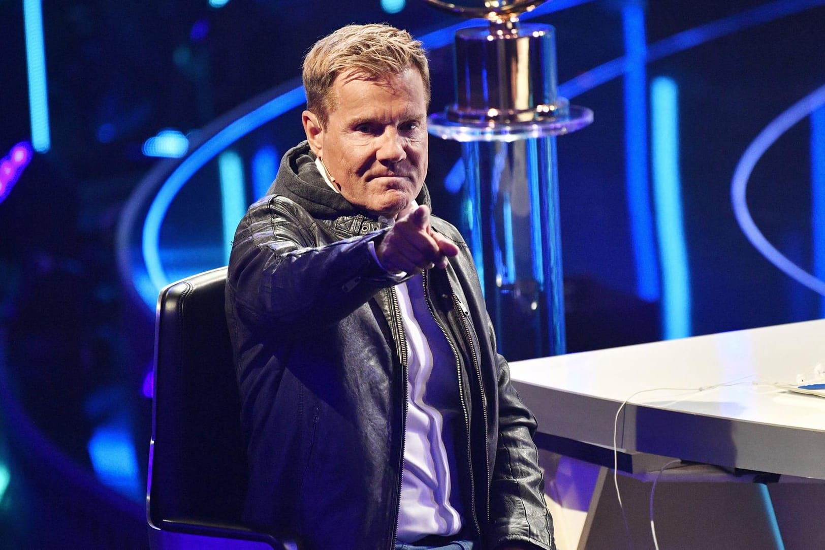 Dieter Bohlen hinter dem DSDS-Jurypult.