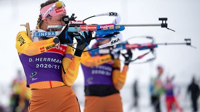 Visieren in Nove Mesto gute Platzierungen an: Denise Herrmann (l) und Franziska Preuß. Visieren in Nove Mesto gute Platzierungen an: Denise Herrmann (l) und Franziska Preuß.