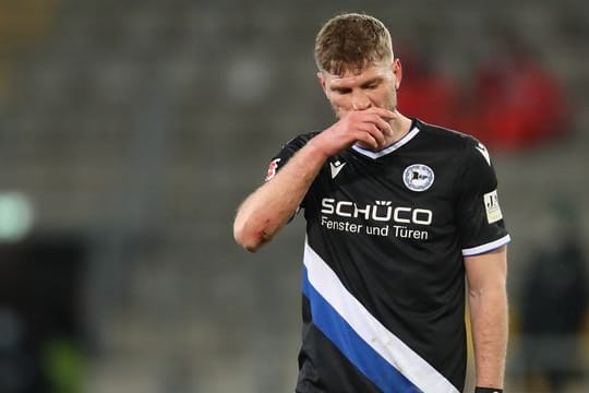 Bielefelds Stürmer Fabian Klos stand gegen Werder Bremen erstmals in dieser Saison nicht in der Startelf.