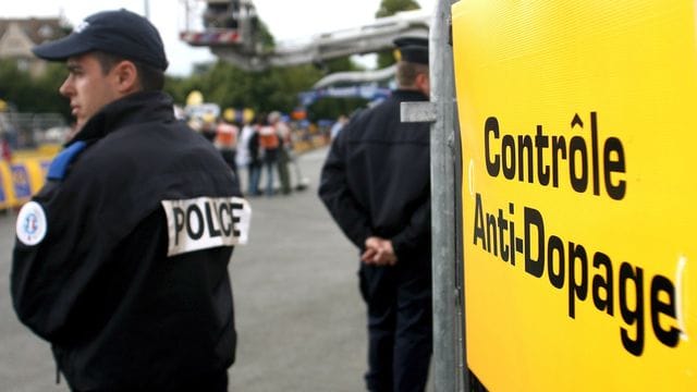 Der Eingang einer Dopingkontrollstelle bei der Tour de France.