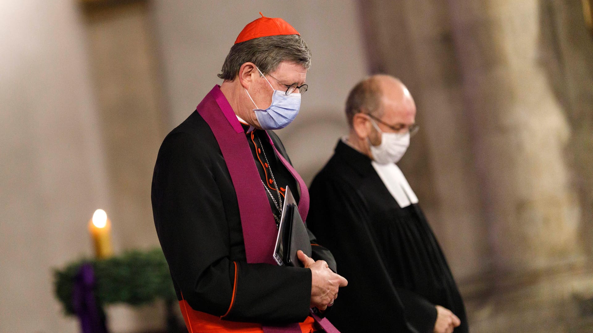 Zu Beginn des neuKölner Erzbischof Rainer Maria Kardinal Woelki und der Präses der Evangelischen Kirche (Archivbild): Die Krise im Erzbistum Köln hatte zuletzt auch Auswirkungen auf die evangelische Gemeinde.en Kirchenjahres luden der Kölner Erzbischof Rainer Maria Kardinal Woelki und der Präses der Evangelis Zu Beginn des neuKölner Erzbischof Rainer Maria Kardinal Woelki und der Präses der Evangelischen Kirche (Archivbild): Die Krise im Erzbistum Köln hatte zuletzt auch Auswirkungen auf die evangelische Gemeinde.en Kirchenjahres luden der Kölner Erzbischof Rainer Maria Kardinal Woelki und der Präses der Evangelis