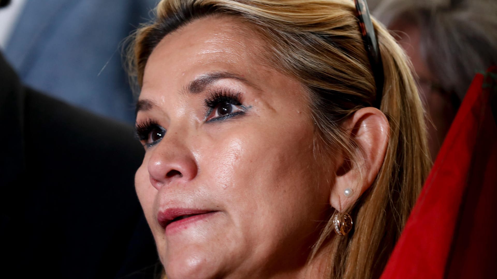 Jeanine Anez, damalige Interimspräsidentin von Bolivien (Archivbild). Gegen die Politikerin liegt jetzt ein Haftbefehl vor. Jeanine Anez, damalige Interimspräsidentin von Bolivien (Archivbild). Gegen die Politikerin liegt jetzt ein Haftbefehl vor.