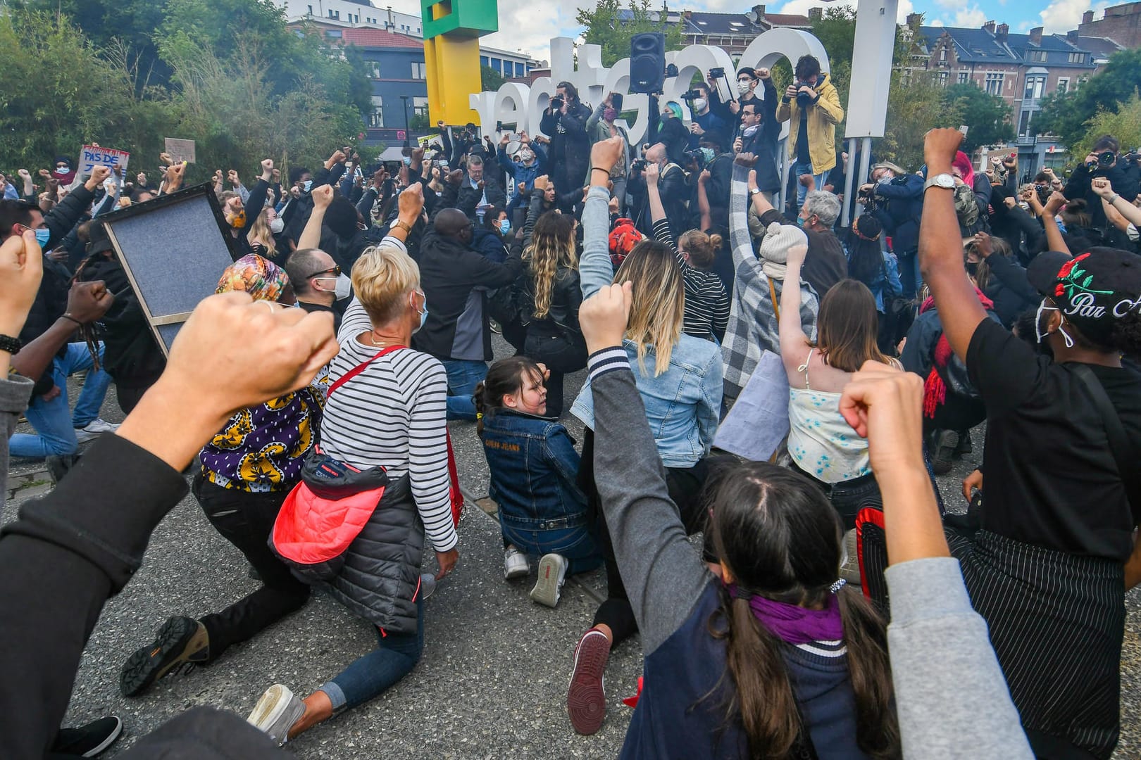 "Black lives matter"-Demo in Lüttich im vergangenen Jahr: 200 Randalierer zogen am Wochenende durch die belgische Stadt. (Archivbild)