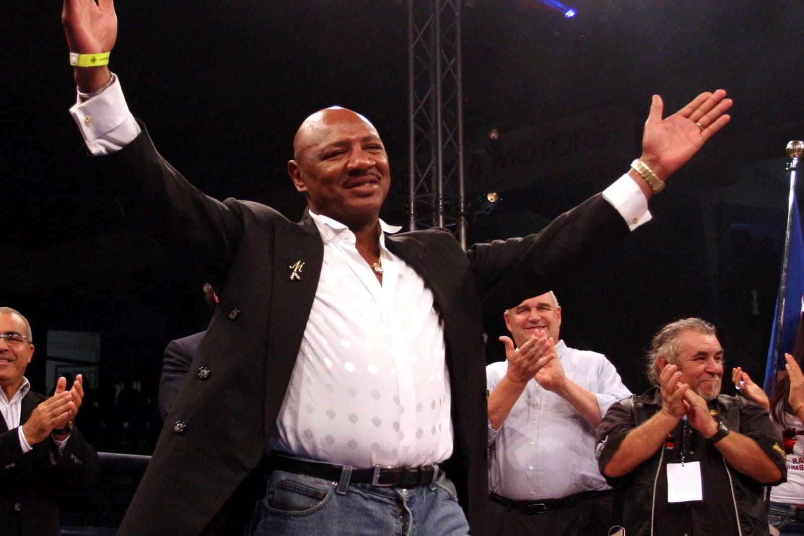 Ex Boxer Marvin Marvelous Hagler (USA) lässt sich am Rande eines Boxkampfes feiern (Archivbild). Der Weltmeister starb jetzt im Alter von 66 Jahren.