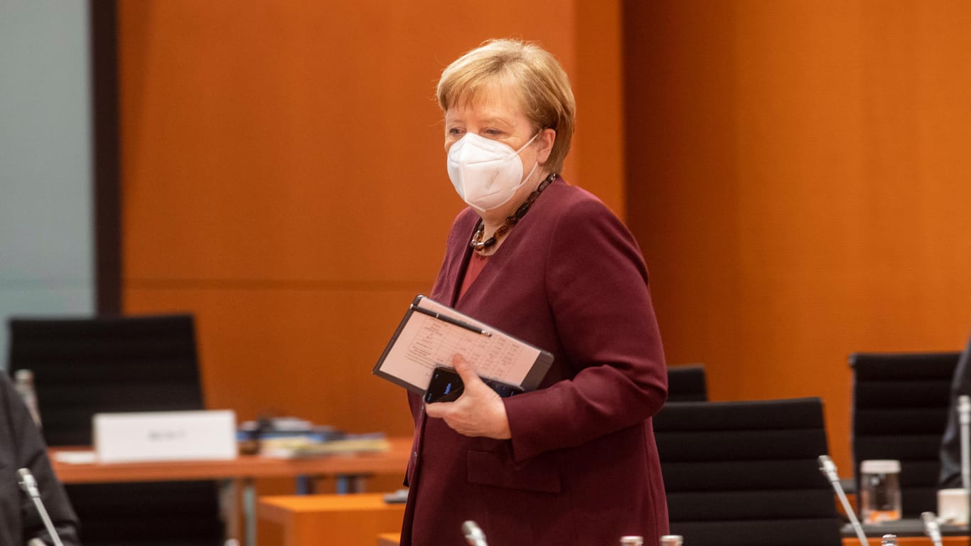 Kanzlerin Angela Merkel: Sie scheint nicht mehr alles im Griff zu haben.