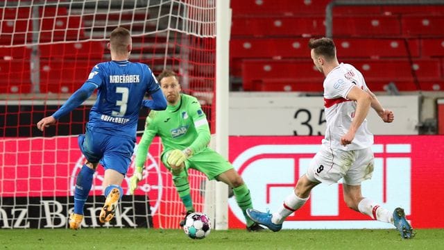 Sasa Kalajdzic (r) konnte erneut für den VfB treffen.