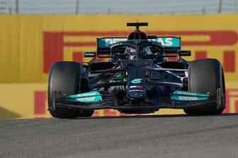 Lewis Hamilton und Mercedes haben in den kommenden zwei Wochen noch jede Menge Arbeit vor sich.