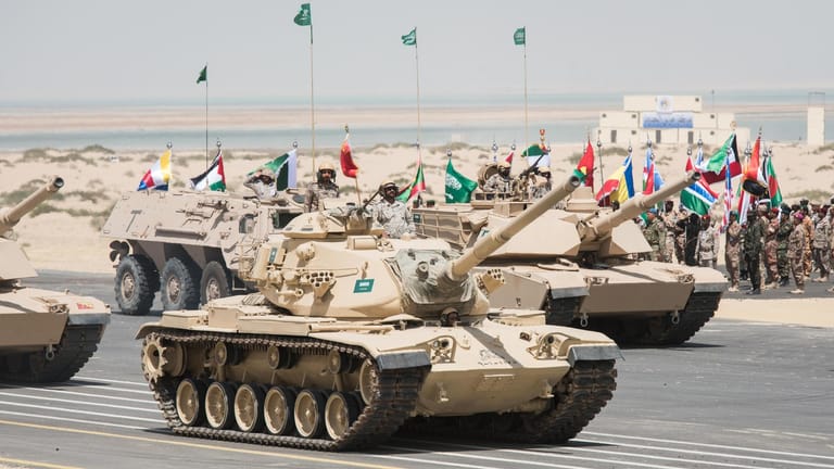 Panzer in Saudi-Arabien: Das Land ist eines der Hauptabnehmer westlicher Waffen.