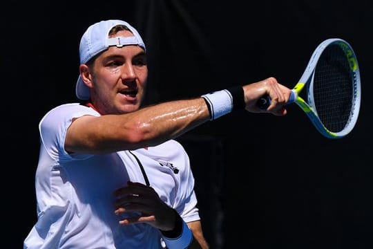 Hat in Dubai seine Negativserie beendet: Jan-Lennard Struff in Aktion.