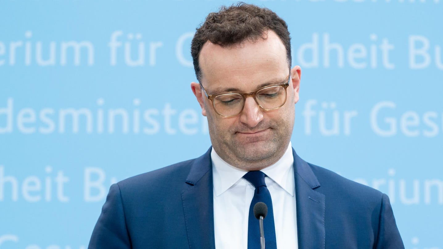 Impfungen mit Astrazeneca ausgesetzt: Bundesgesundheitsminister Jens Spahn äußert sich zur Entscheidung seines Ministeriums.