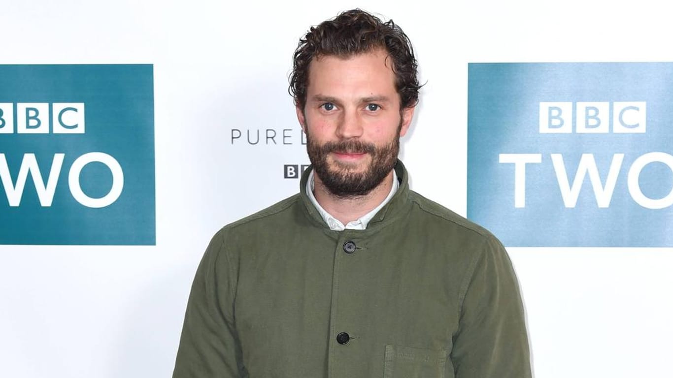 Jamie Dornan: Der Schauspieler trauert um seinen Vater.