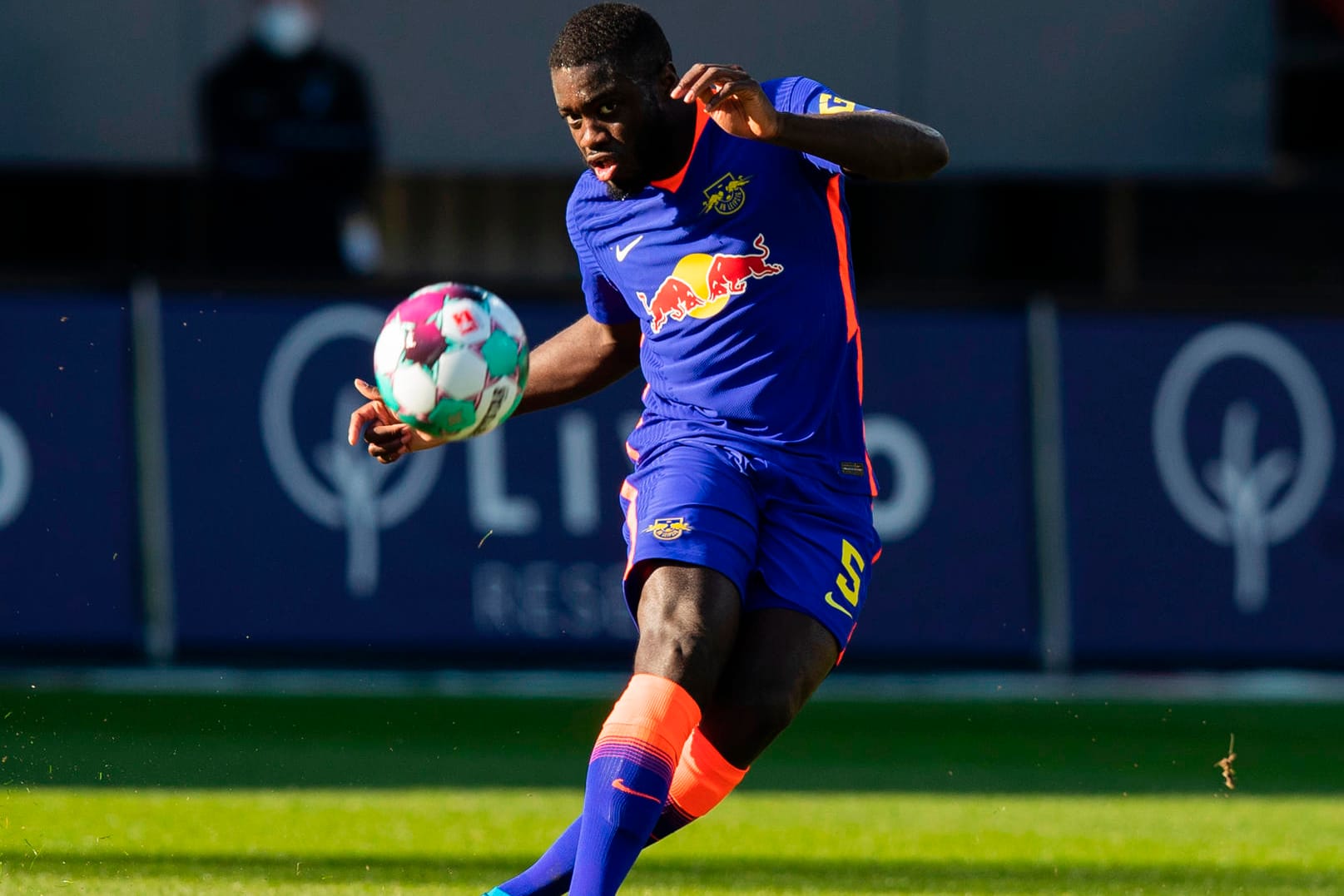 Dayot Upamecano: Noch spielt der Innenverteidiger bei RB Leipzig. Nach der Saison wird er sich dem FC Bayern anschließen.