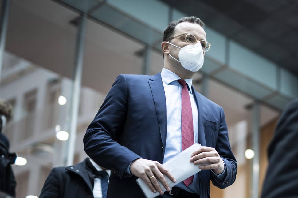 Gesundheitsminister Jens Spahn: Ein SPD-Politiker fordert nun seine Entlassung.