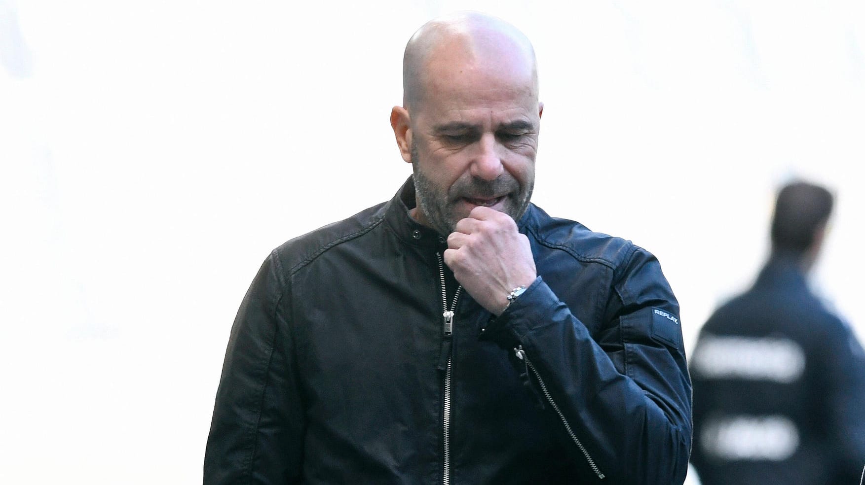 Peter Bosz: Der Bayer-Trainer steht unter Druck.