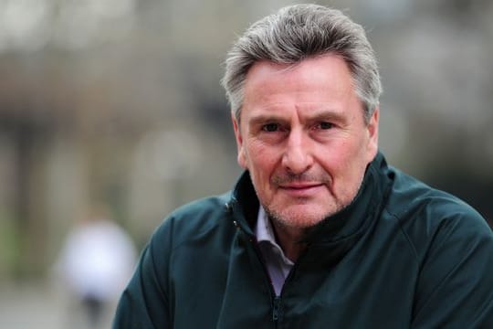 Der ehemaliger Fußball-Nationalspieler Dieter Müller war 1977 Torschützenkönig mit 34 Treffern für den 1.
