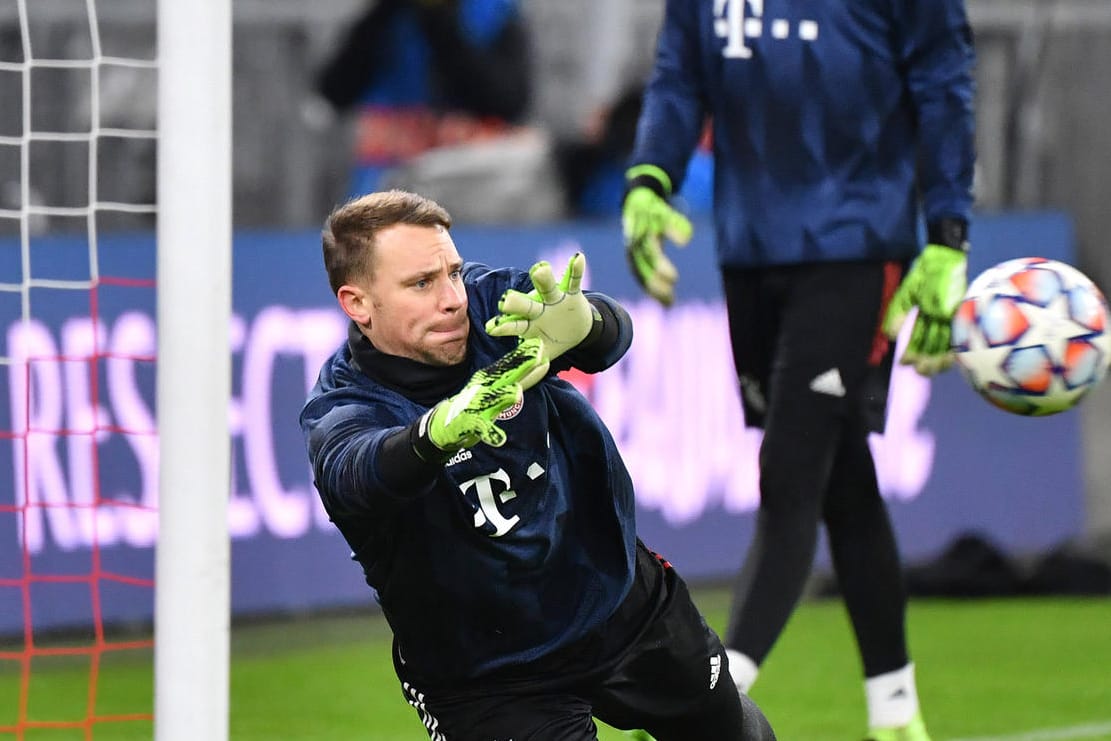 Manuel Neuer (li.): Der Bayern-Kapitän dürfte gegen Lazio Rom nicht zwischen den Pfosten stehen.