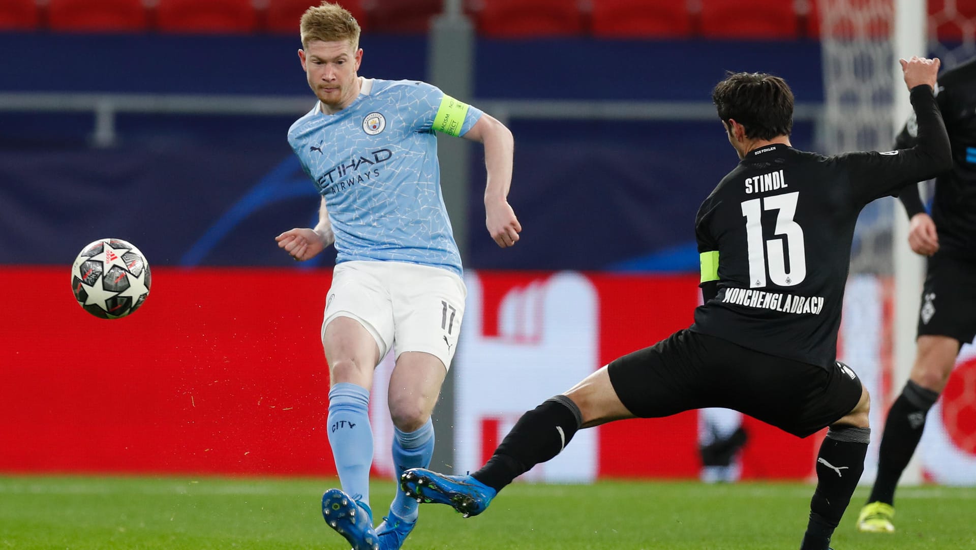 Kevin De Bruyne (l.): Der City-Star zeigte gegen Gladbach eine starke Leistung und erzielte ein Tor.