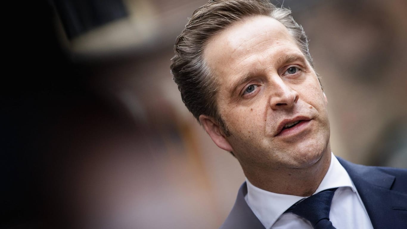 Der Gesundheitsminister der Niederlande: Hugo de Jonge hat sich bei der Parlamentswahl eine peinliche Panne geleistet.