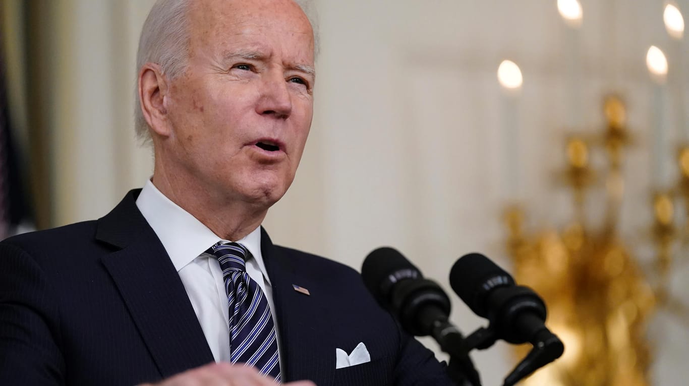 US-Präsident Joe Biden warnt seinen russischen Amtskollegen Wladimir Putin vor Konsequenzen einer Einmischung in die US-Politik.