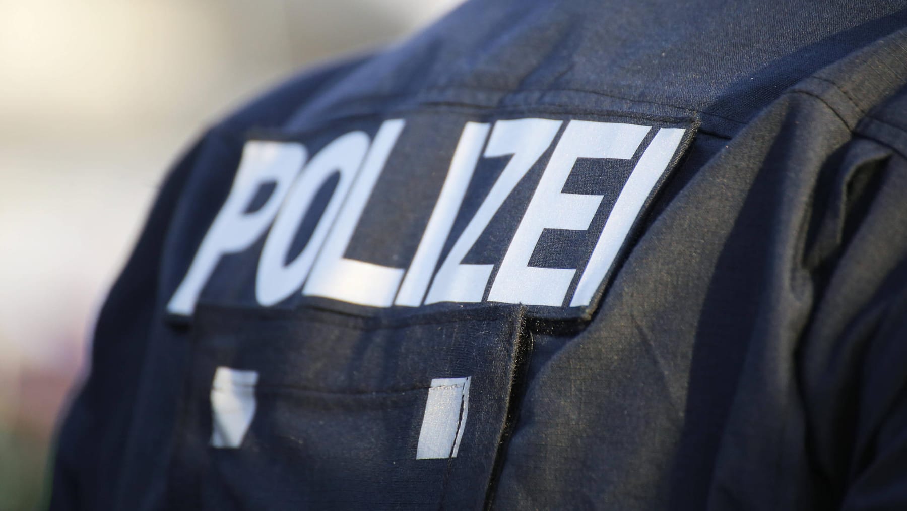 Kinderpornografie: Polizei Geht Mit Razzia Gegen Verdächtige Vor