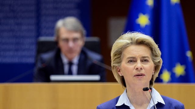 "Wollen unseren Mitgliedstaaten helfen, verantwortungsvoll und sicher die Freizügigkeit wiederherzustellen": Ursula von der Leyen.