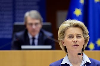 "Wollen unseren Mitgliedstaaten helfen, verantwortungsvoll und sicher die Freizügigkeit wiederherzustellen": Ursula von der Leyen.