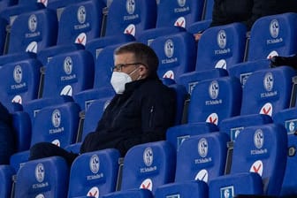 Schalkes vorübergehender Sportchef Peter Knäbel kann sich vorstellen, diese Rolle auch langfristig auszuüben.